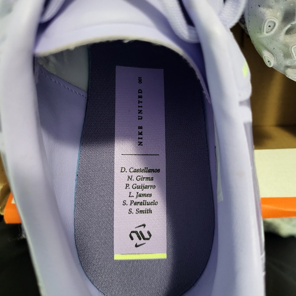 NEW Nike United Phantom GX 2 Academy FG/MG Soccer Cleats, Purple - Picture 4 of 10